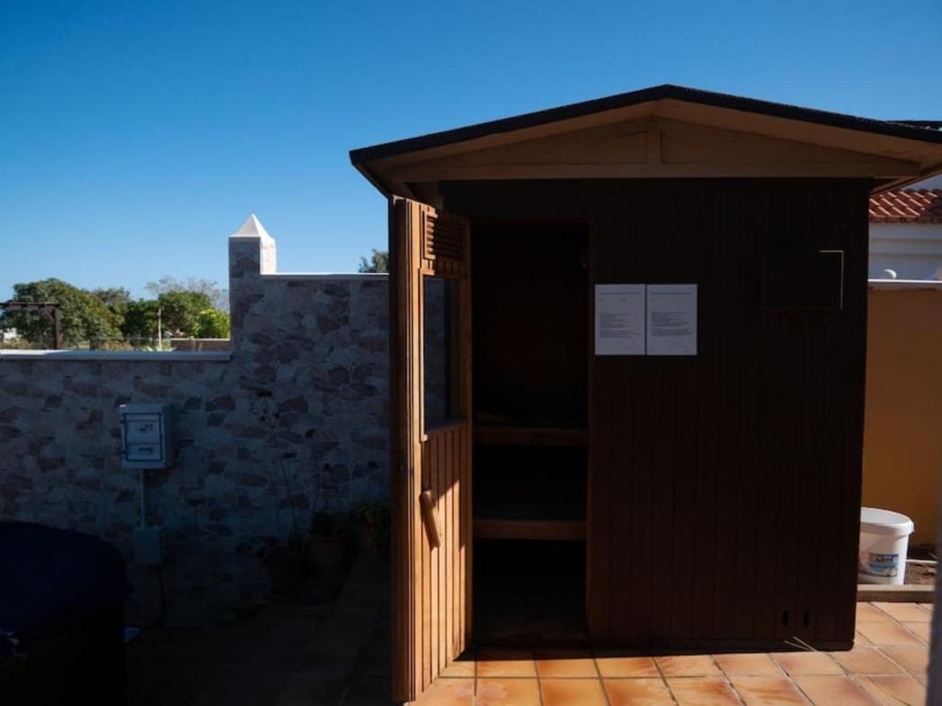 Holiday Villa Vergel With Huge Private Pool, Jacuzzi, Sauna & Bbq By Amazzzing Travel カレタ・デ・フステ エクステリア 写真