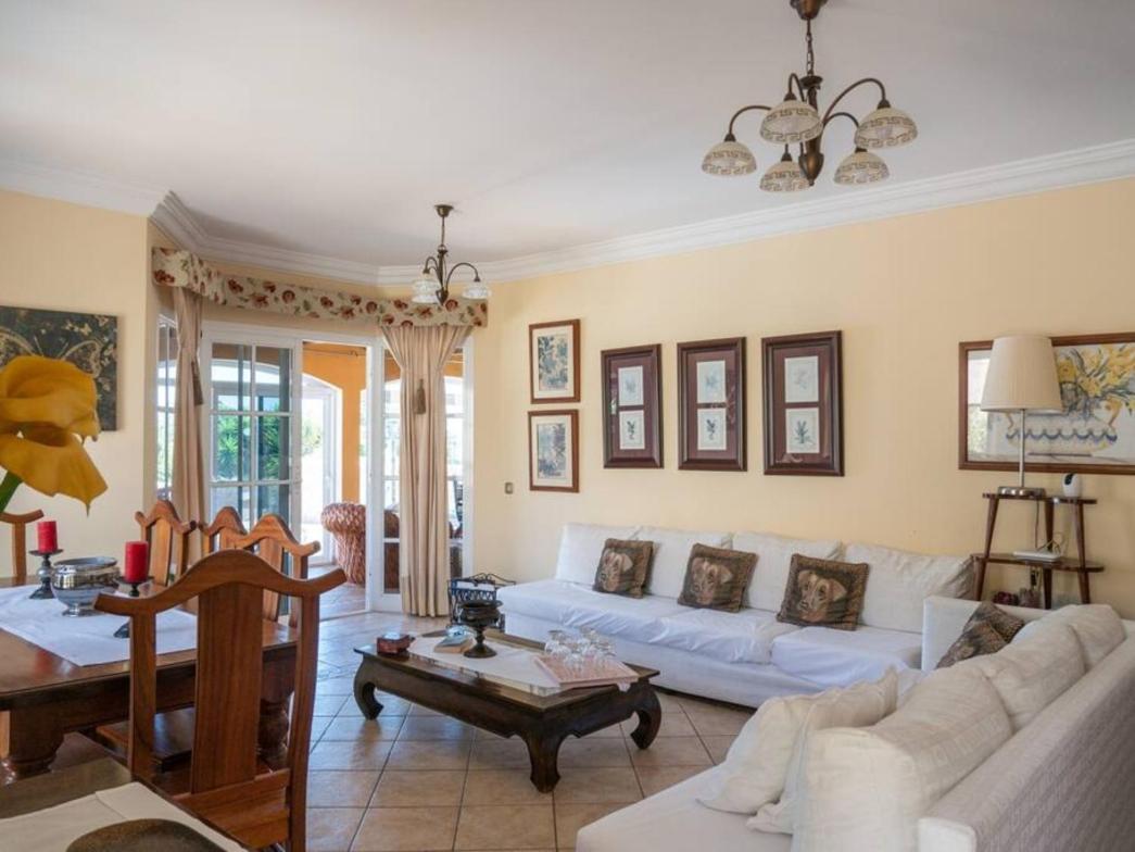Holiday Villa Vergel With Huge Private Pool, Jacuzzi, Sauna & Bbq By Amazzzing Travel カレタ・デ・フステ エクステリア 写真
