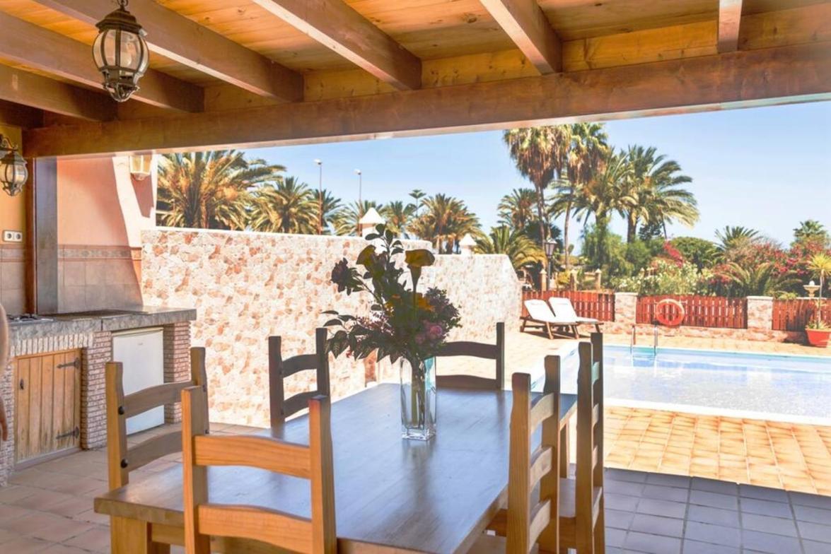 Holiday Villa Vergel With Huge Private Pool, Jacuzzi, Sauna & Bbq By Amazzzing Travel カレタ・デ・フステ エクステリア 写真
